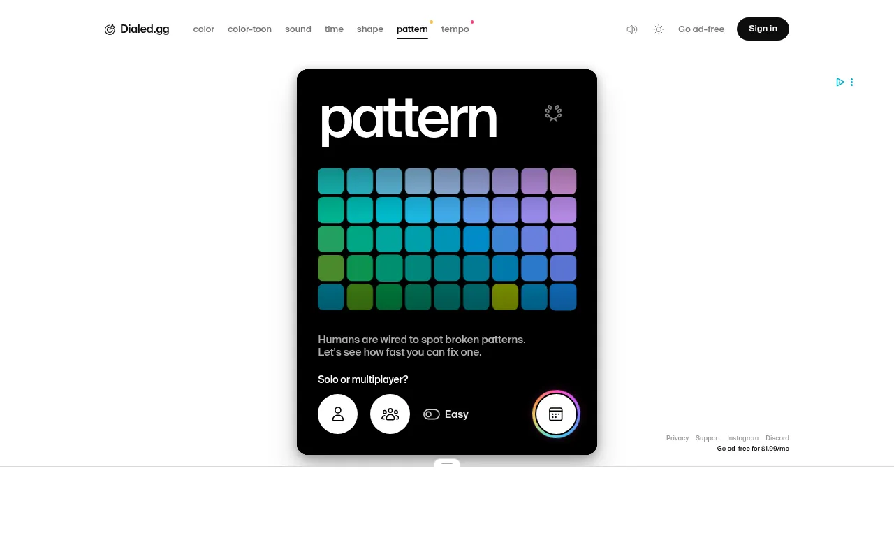 The Dialed Pattern start card: a gradient grid of tiles with two out of place, solo and multiplayer buttons and the daily challenge button