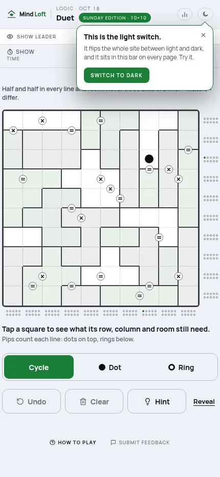 Duet at phone size: the 10x10 Sunday Edition board with Cycle, Dot and Ring buttons and Undo, Clear, Hint and Reveal below