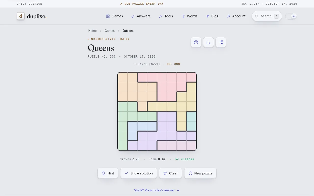 Duplixo's daily Queens board, puzzle No. 899: an eight by eight grid of colour regions with Hint, Show solution, Clear and New puzzle buttons
