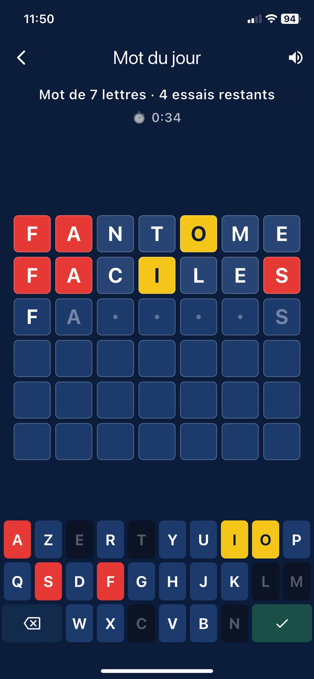 Lettria Mot du jour, a 7-letter word with 4 tries left: FANTOME and FACILES tried, with F, A and S in red and O and I in yellow, above an AZERTY keyboard
