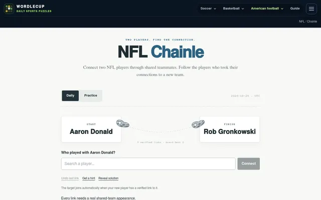 NFL Chainle daily board for 26 October 2026: start player Aaron Donald, finish player Rob Gronkowski, board best 2 links, with the teammate search box below